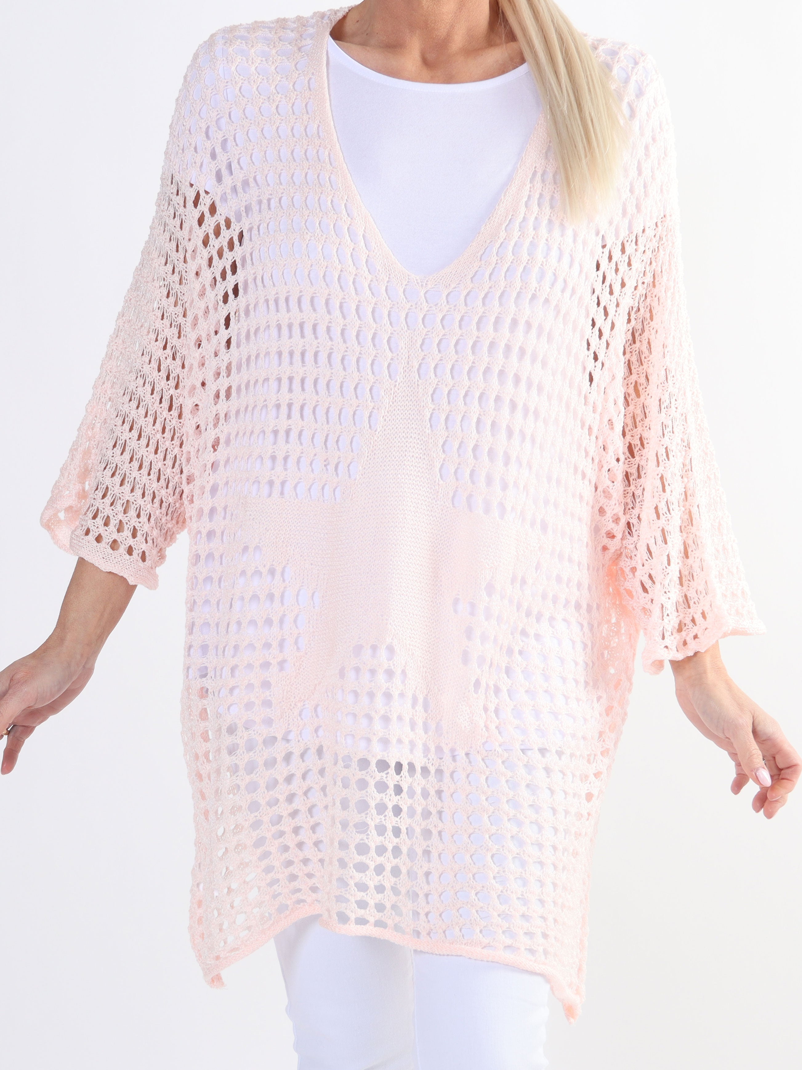 Maya - Söt trikå i plus size med spetsmönster och fladdermusärmar